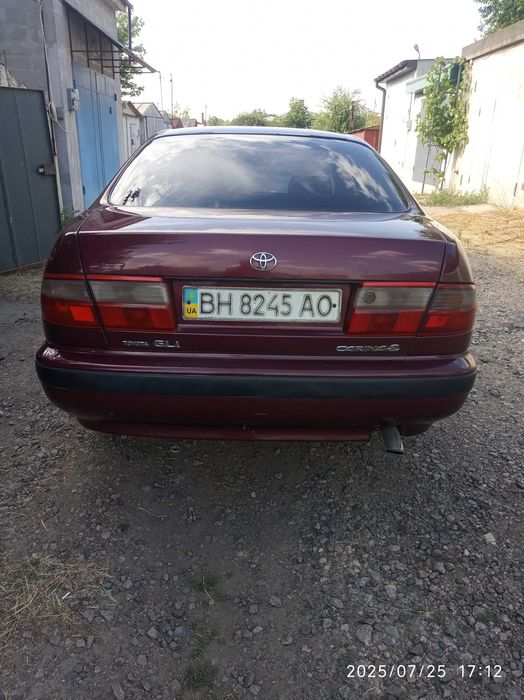 Автомобіль Toyota Carina-E