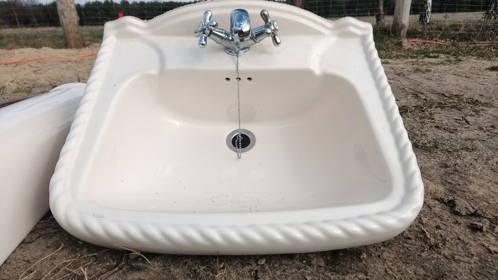 Umywalka w stylu retro