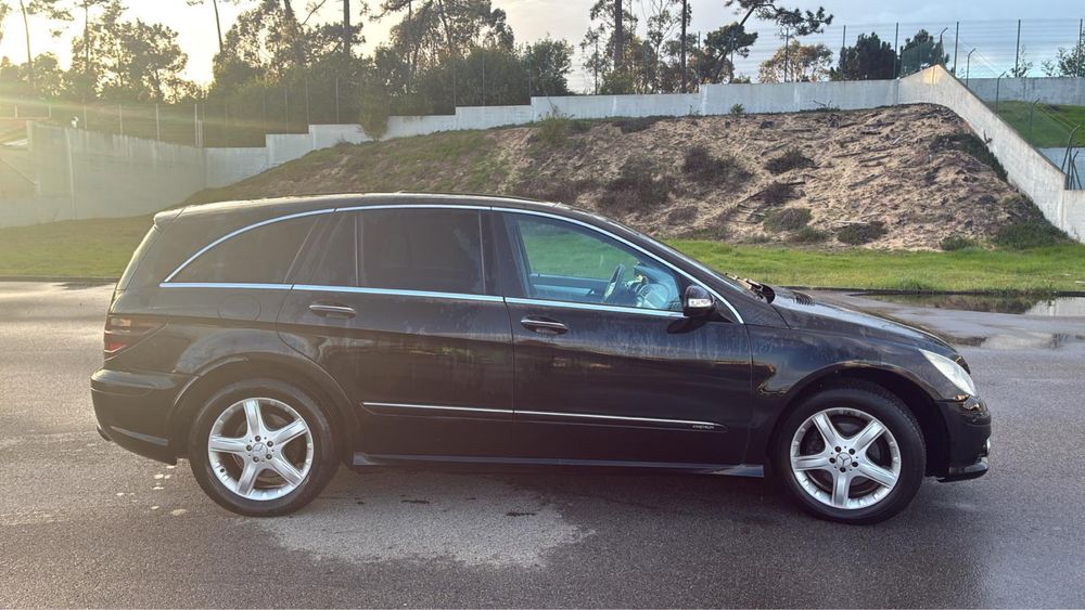 Mercedes Benz R320 DCI 4 Matic