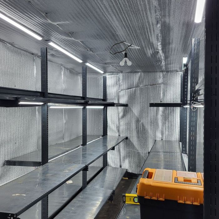 Стелажі металеві Modern Expo