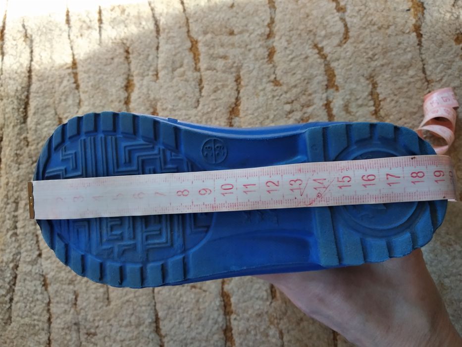 Резиновые сапоги р. 28-29, по стельке 18см