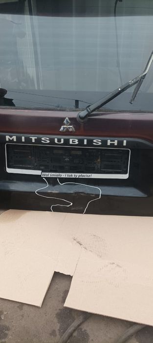 Задня ляда Паджеро спорт