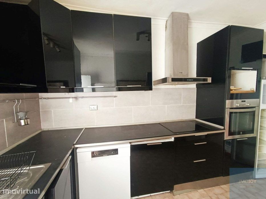 Apartamento T2 com vista Rio no Dafundo em Oeiras
