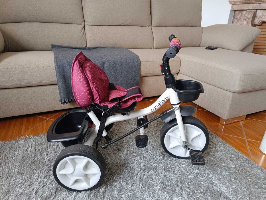 Triciclo para criança
