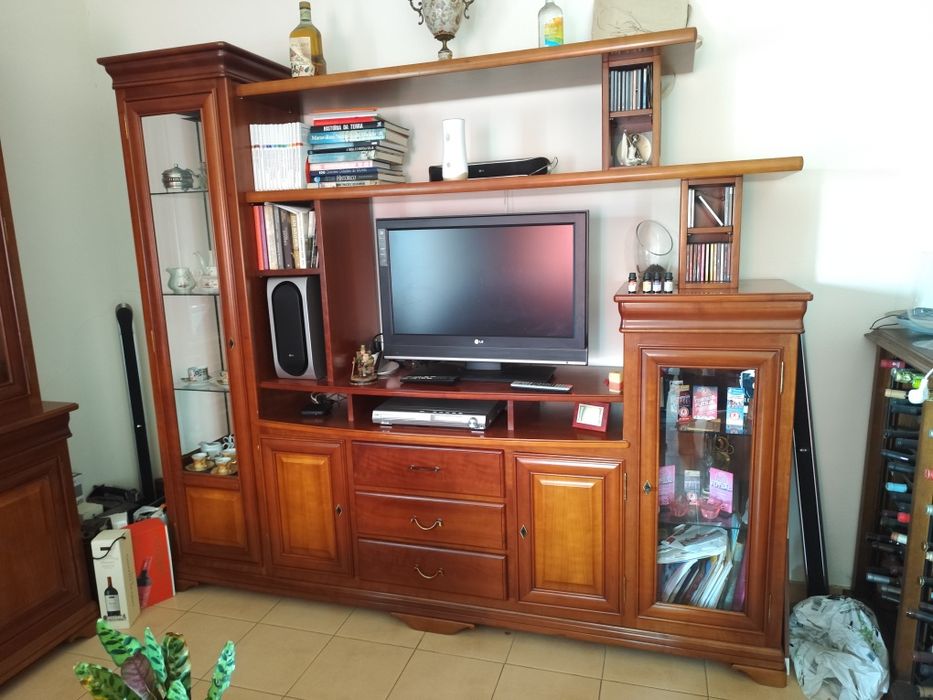 Vende se mobília cerejeira