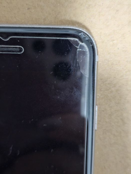 Uszkodzony iphone 6