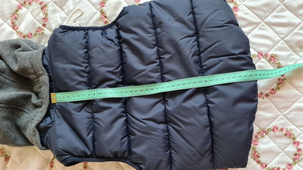 Жилет на мальчика H&M