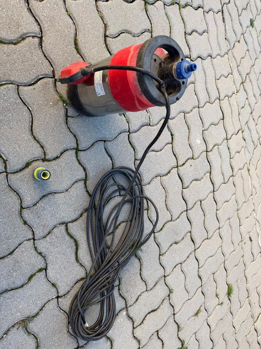 Bomba de água submersível limpa