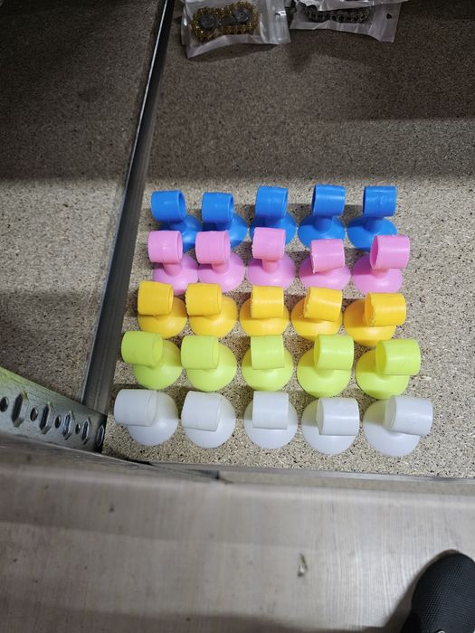 Ограничитель от удара об стену