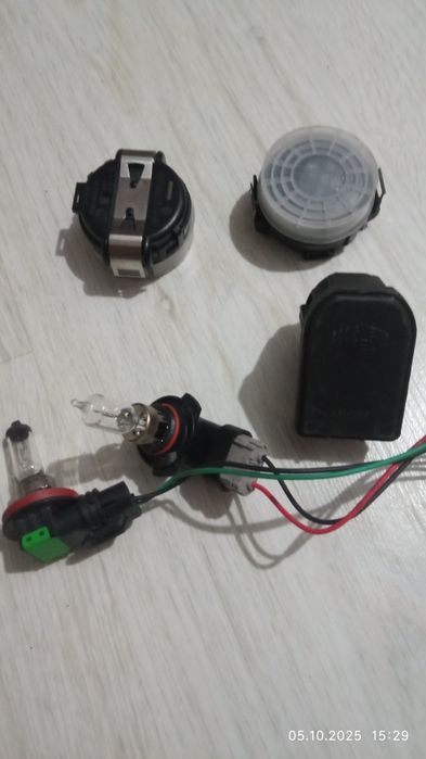 Датчик дощу, регулятор фар, лампа H16.