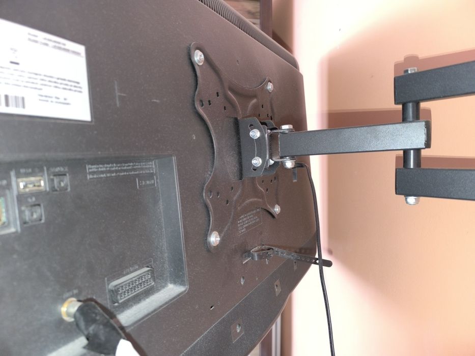 Telewizor Samsung 32 cale plus uchwyt