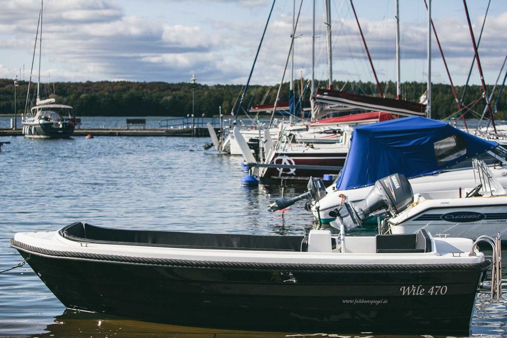 Łódź łódka turystyczna Wile 470