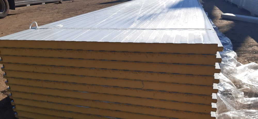 Painel sanduíche fachada