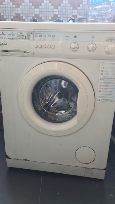 Maquina de lavar a roupa whirlpool