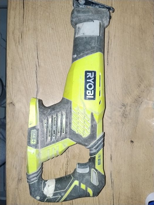 Ryobi pila szablasta