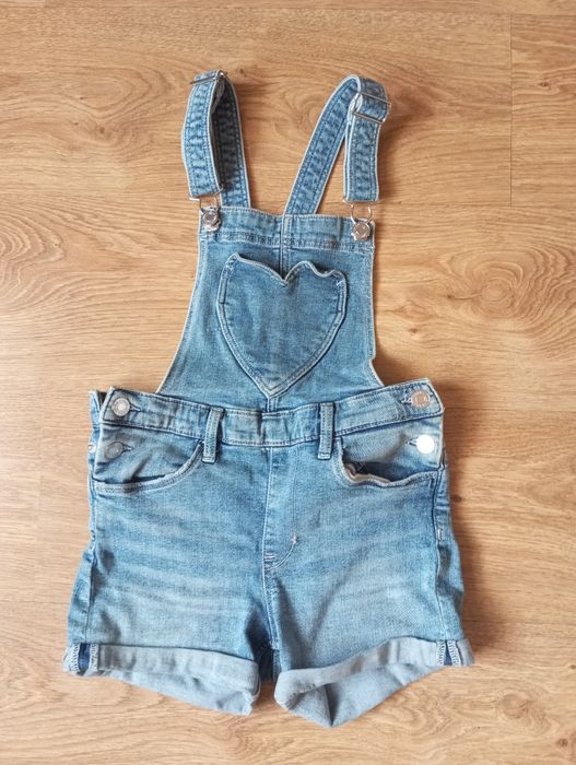 Spodenki ogrodniczki z sercem H&M rozm 134
