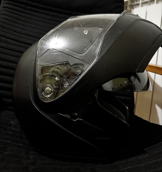 Capacete homolgado, sem marca