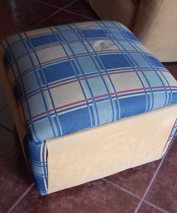 Vendo sofás, preço negociável