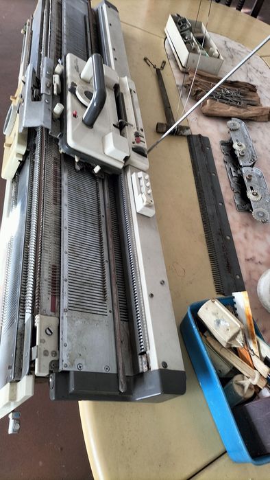 Vendo máquina de fazer malhas