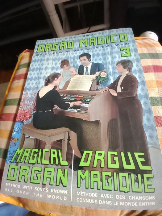 órgão mágico..método com canções conhecidas