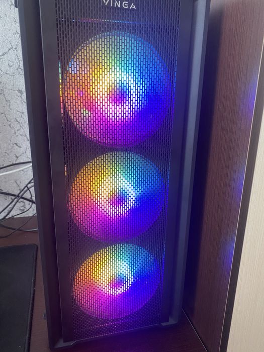 Ігровий ПК RGB | Vega 56|64 GB DDR3 | i7 рівень | Готовий до бою!