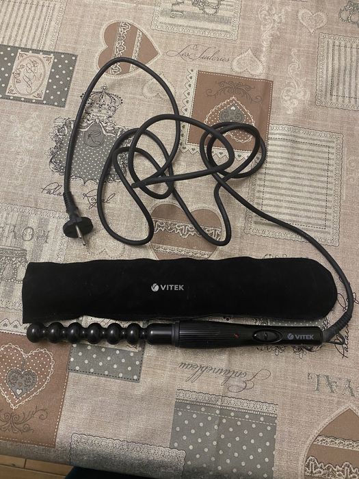 Плойка для завивки марки Vitek