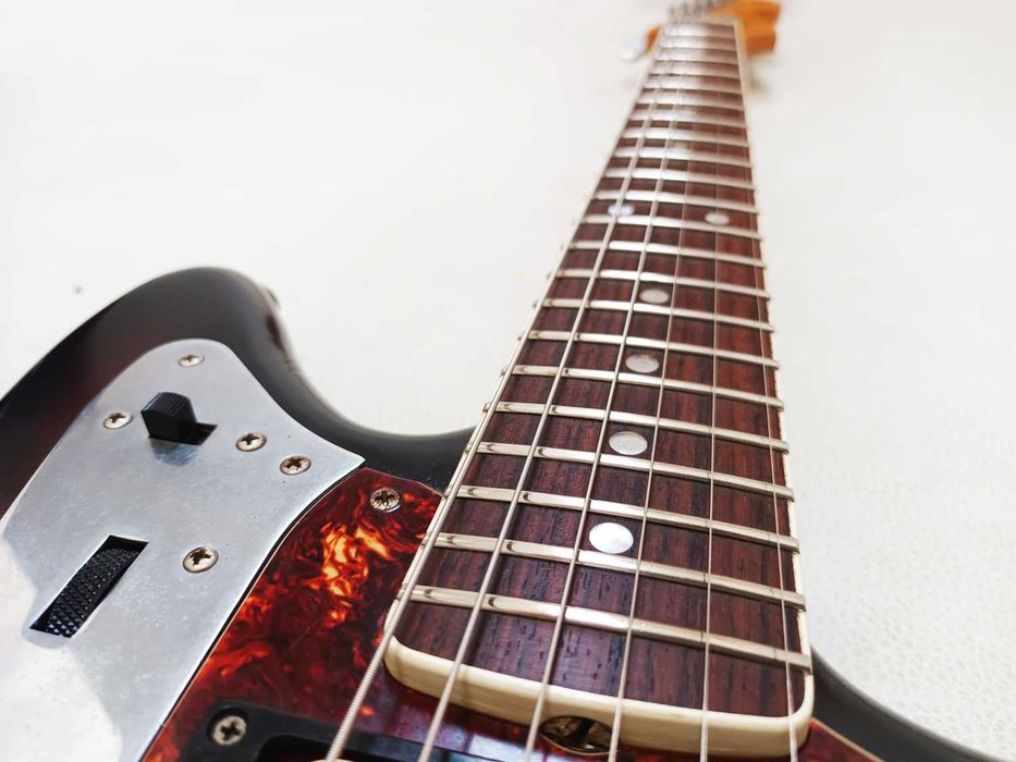 Fender Kurt Cobain Road Worn Jaguar
