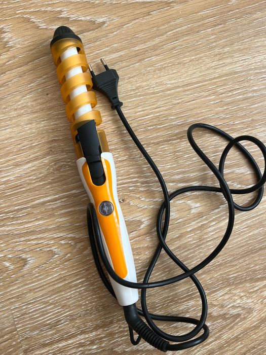 Спіральна плойка для накручування волосся