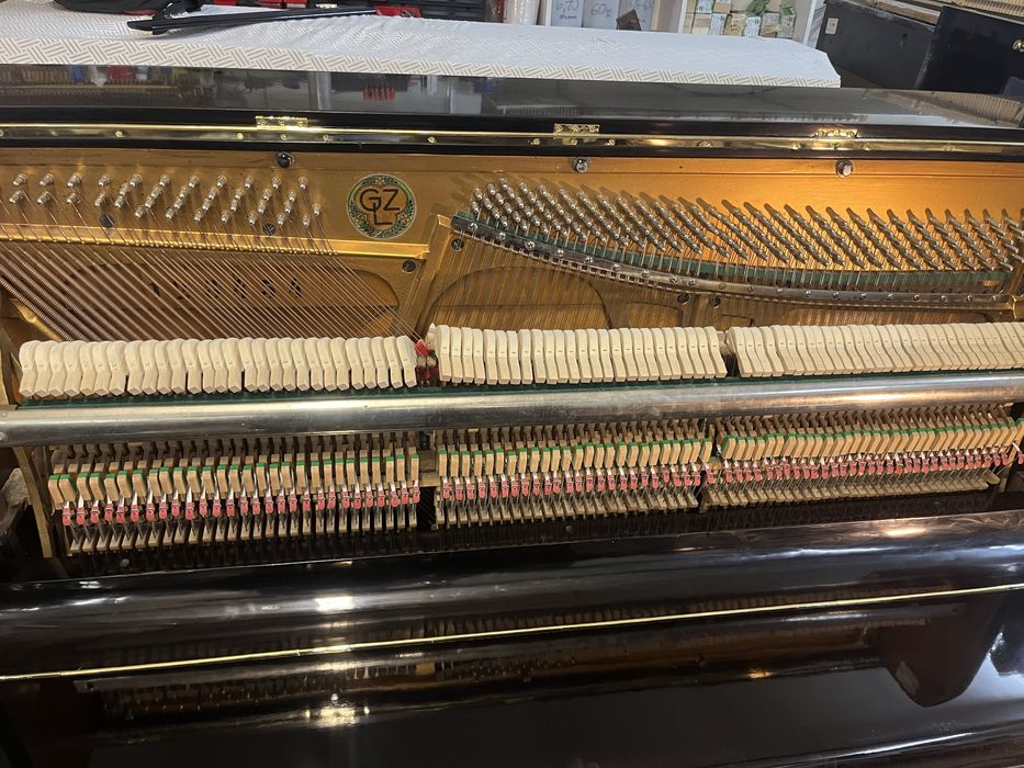 Pianino Zimmermann czarne transport