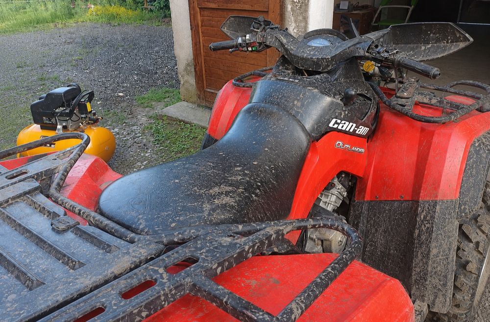 CAN-AM Outlander XT 800