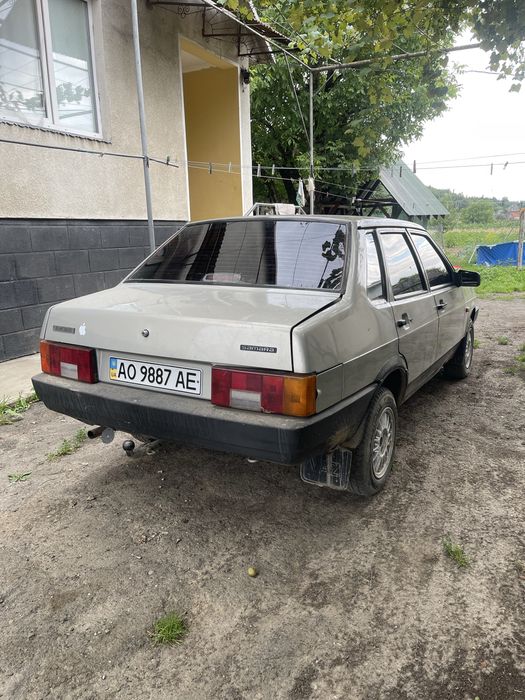 Продам ваз 21099