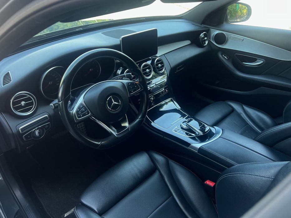 Mercedes C220d AMG