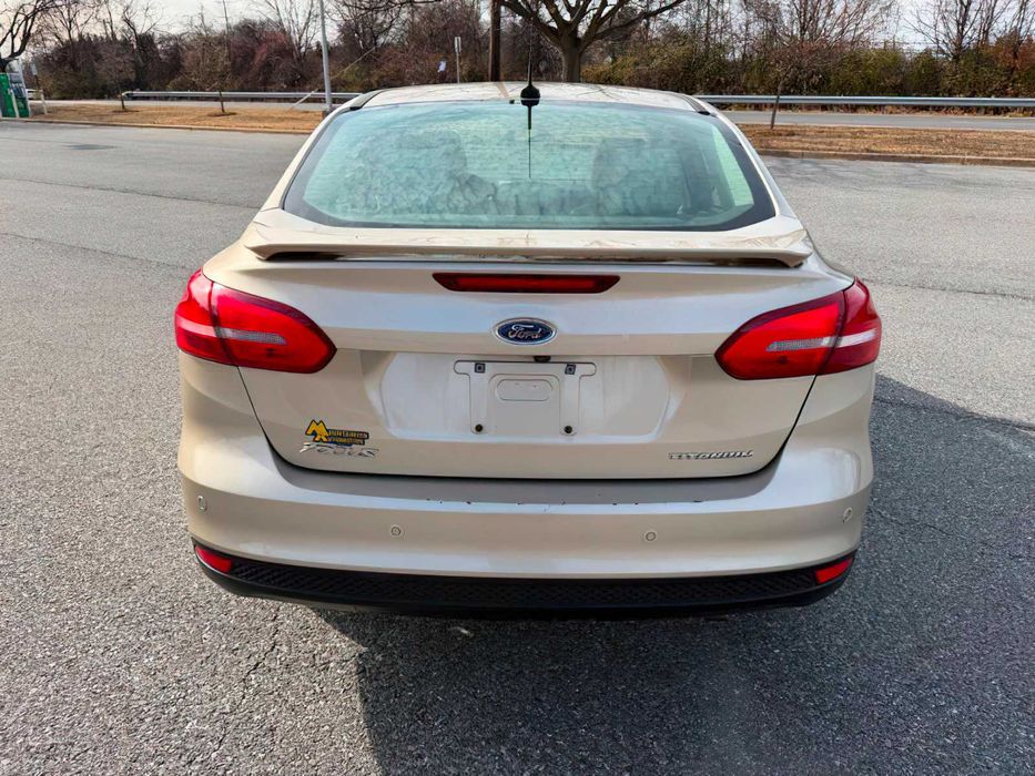 Ford Focus Titanium      2018