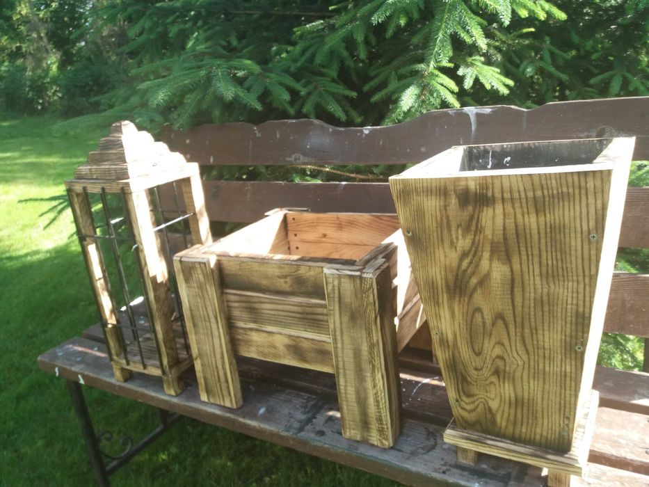 Doniczki z drewna tanio