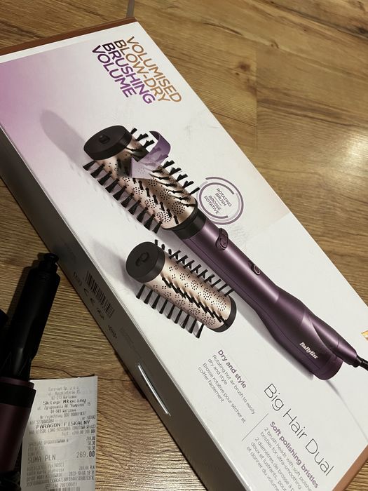 Suszarka obrotowa do włosów.