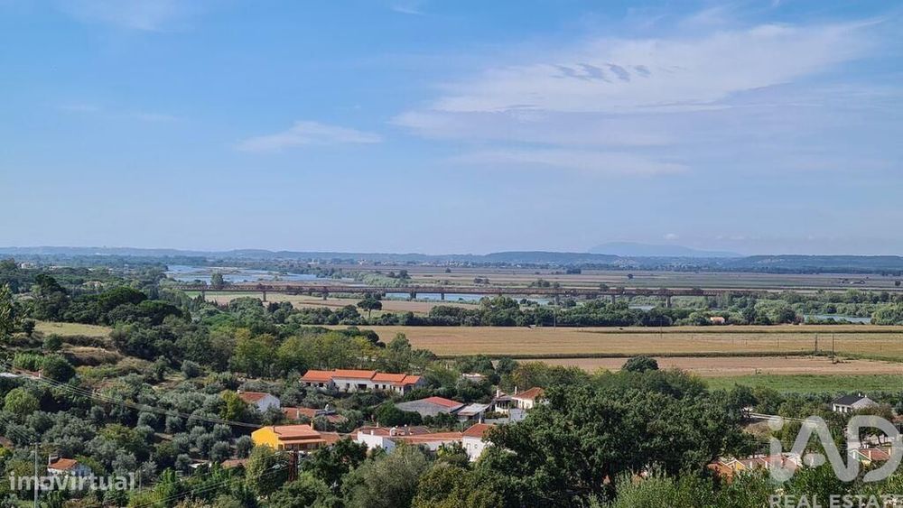 Terreno em Chamusca e Pinheiro Grande de 647,00 m2