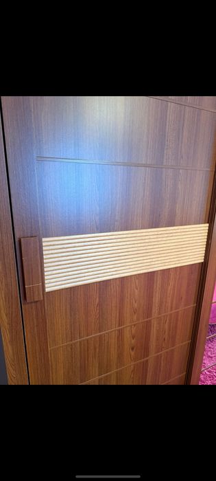 Cama de casal em bom estado