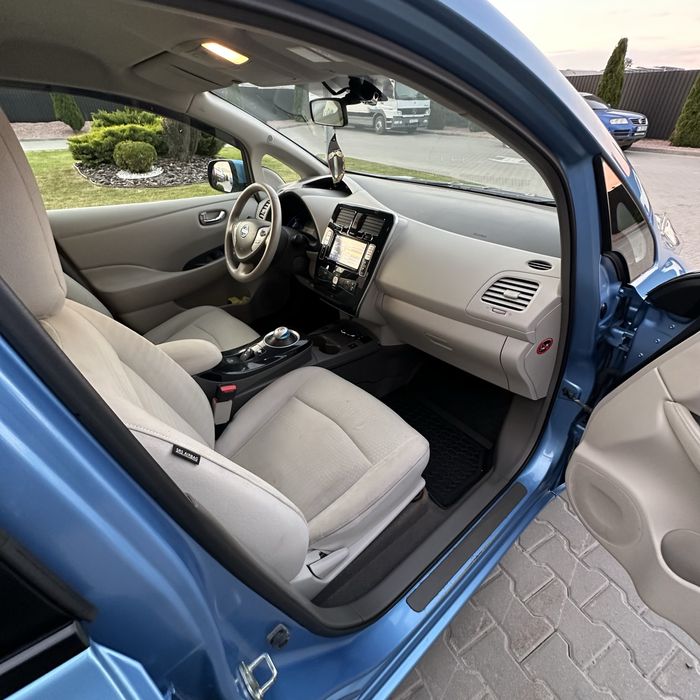 Nissan Leaf 2012