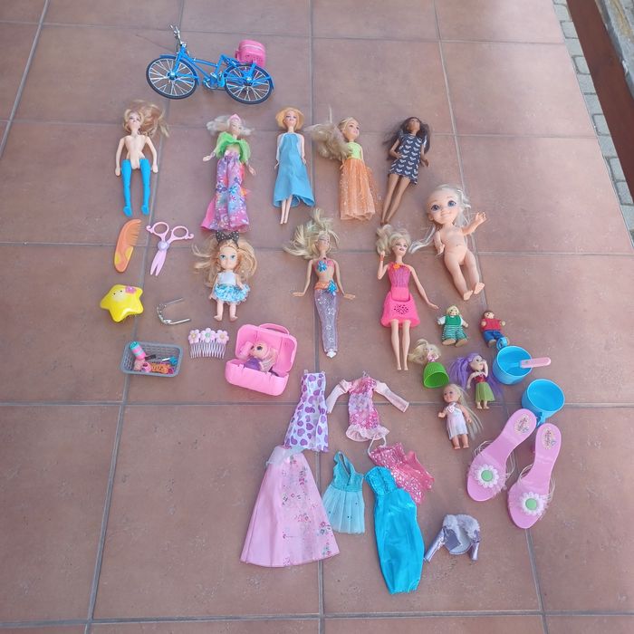 Laleczki barbi plus akcesoria