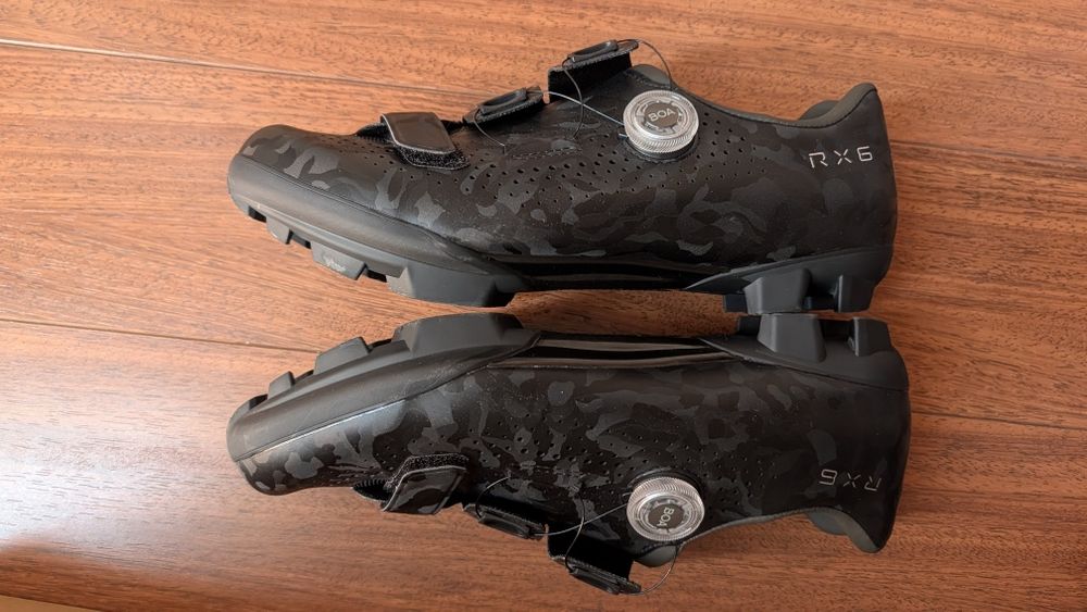 Sapatos Gravel Shimano semi novos