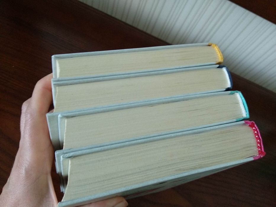 Комплект серія книг Привіт це я