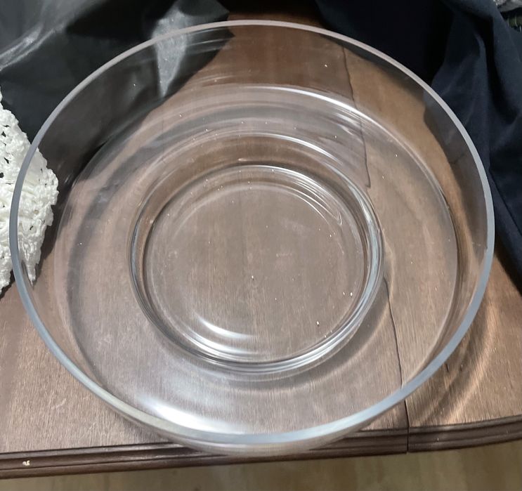 Tigela redomda de vidro