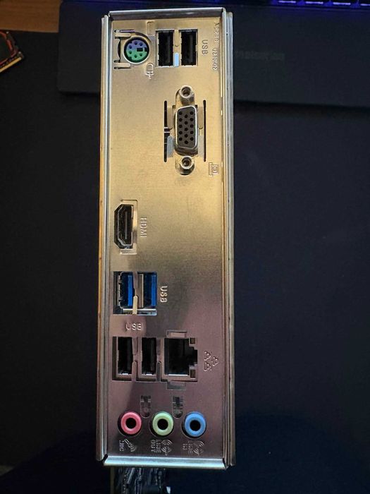 Płyta główna Gigabyte H510M H oraz 32Gb ramu GOOD IRDM