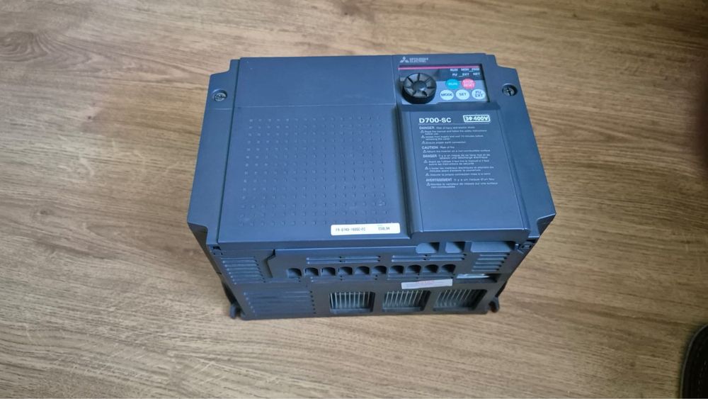 Falownik Mitsubishi FR-D740-160SC-EC