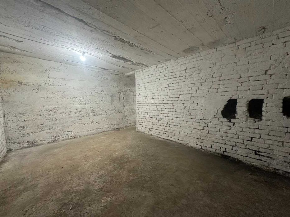 Оренда підвального приміщення в центрі, вул. Галицька, навпроти Пасажу