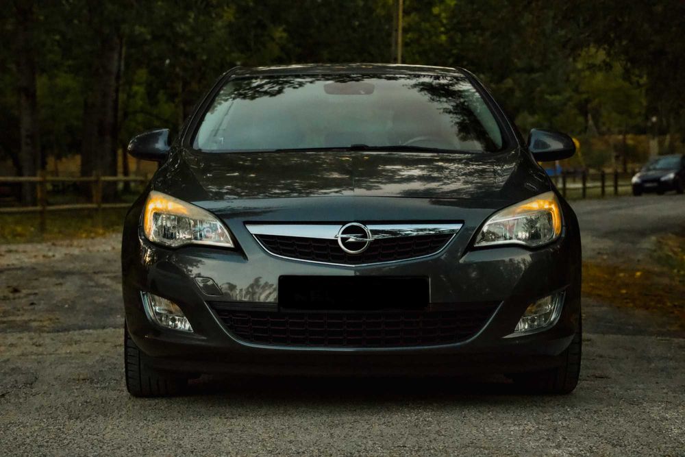 Opel Astra 1.3 CDTi Cosmo Start/Stop