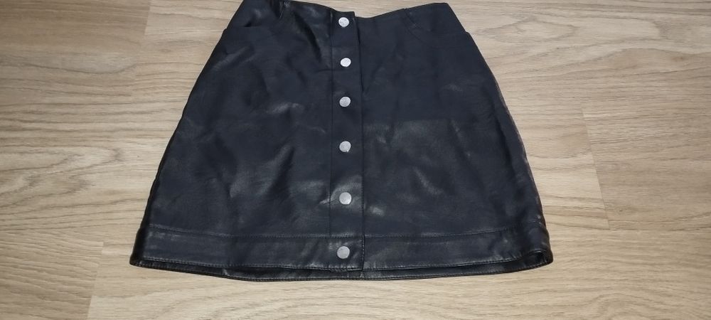 Шкіряна  спідниця