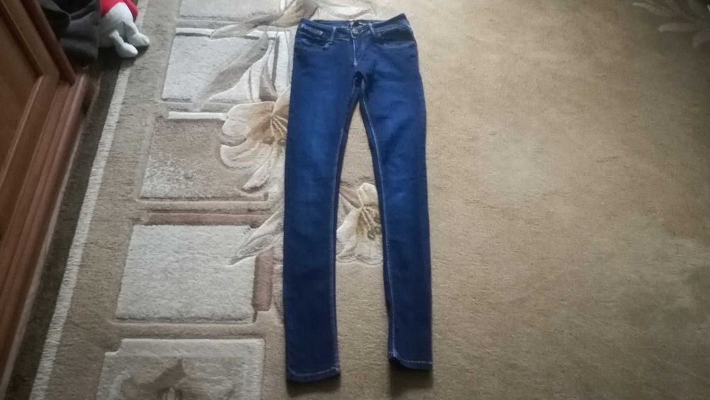 Damskie spodnie jeansowe rurki MICHAEL KORS r.XS stan bardzo dobry