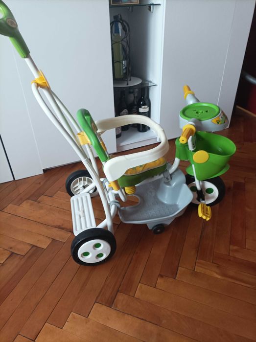 Дитячий велосипед трьохколісний