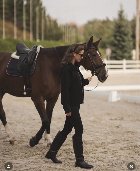 Бомбер з вовни Lil Corner